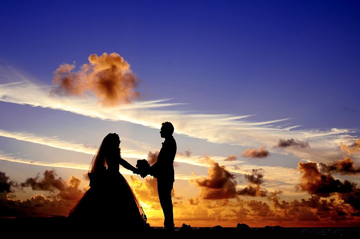 Zabobony weselne oraz przyrzeczenie matrymonialna – jak przygotować się do wesela?